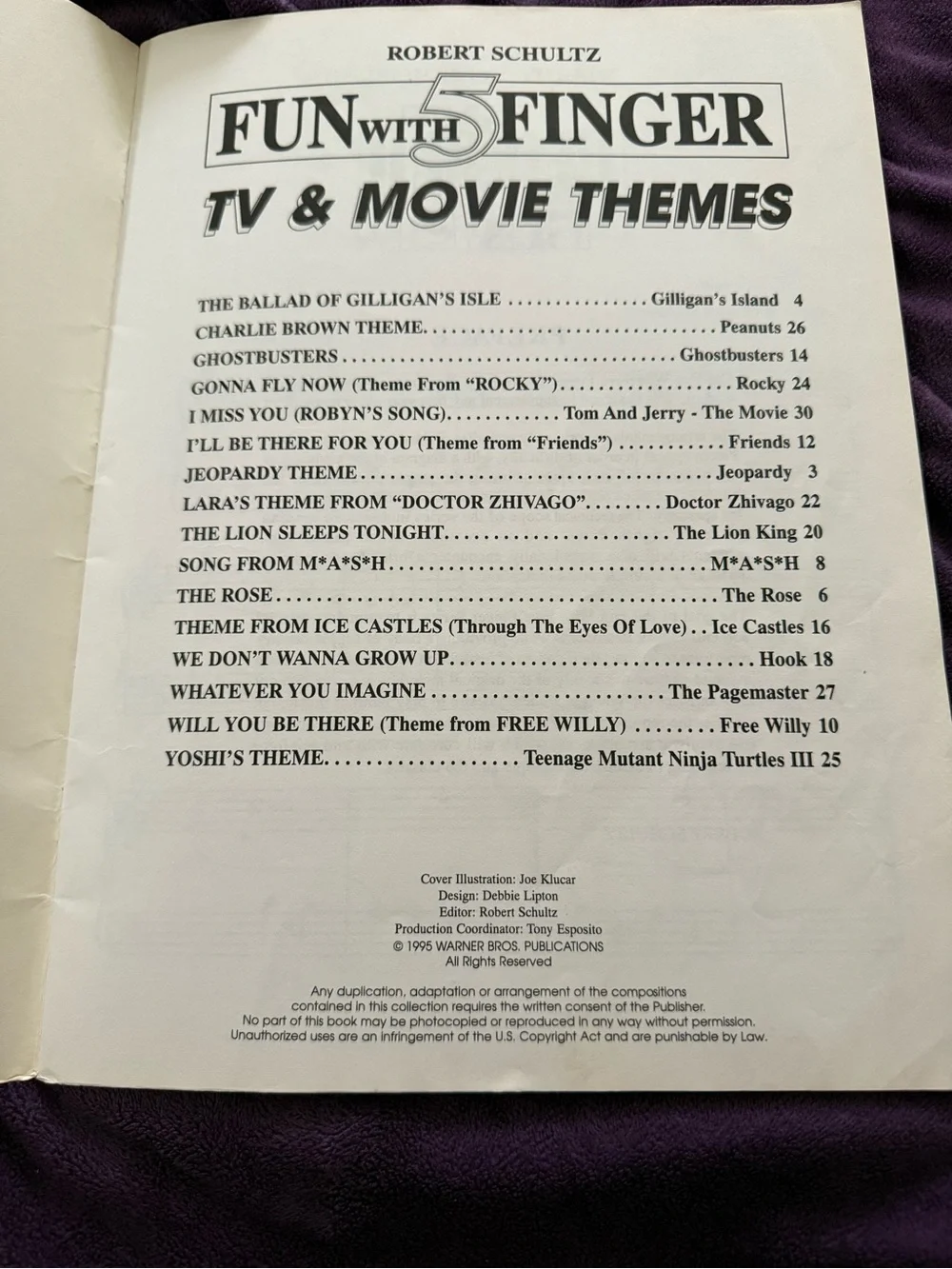 Fun with 5 Finger TV & Movie Themes - vintage 1995 Warner bros